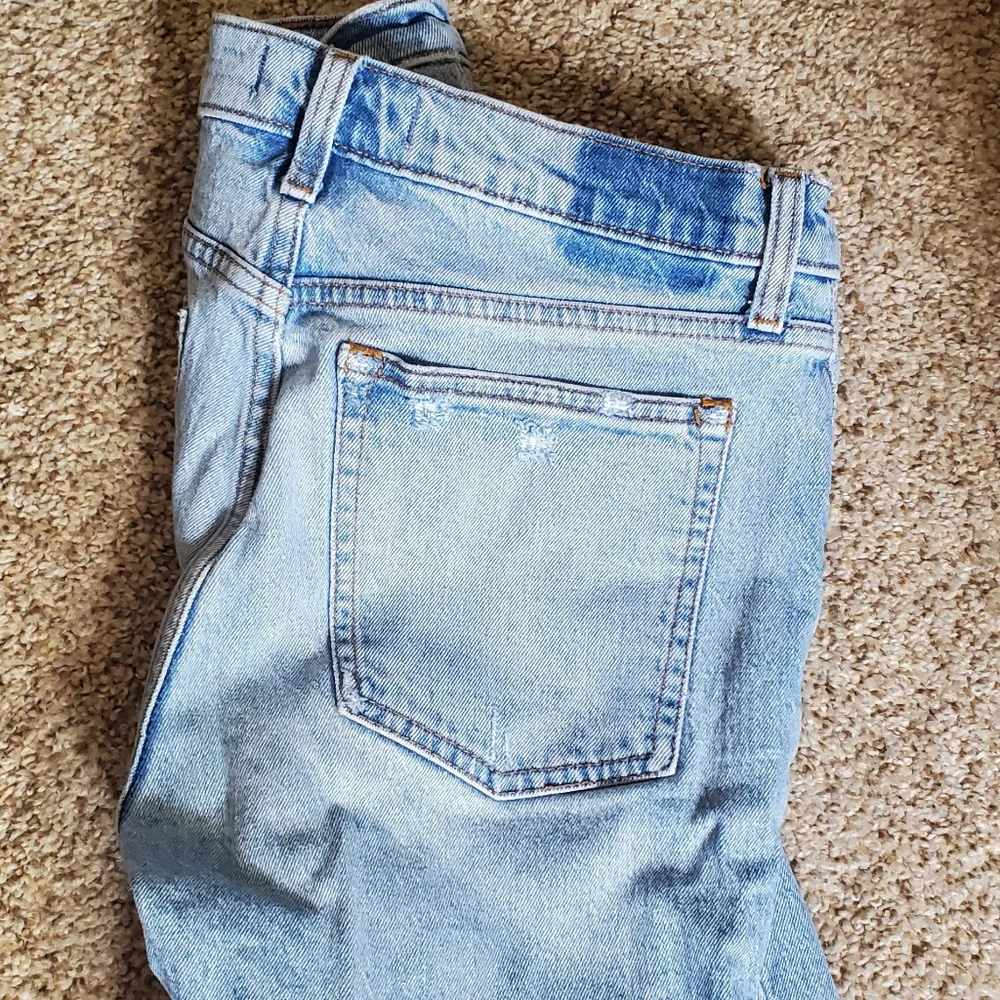 Distressed Abercrombie & Fitch Light Blue High-Rise Skinny Jeans - Picture 2 of 6